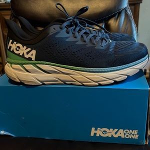 Hoka Clifton 7 Size 12 Blue and Green